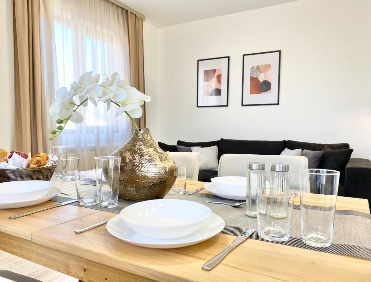 Central Apartment For 4 Guests Next To State Opera Stara Zagora Exteriör bild